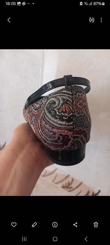 Qadın baletkası – etnik/paizli naxışlı parça üstlü razmer 37-38 - — 3