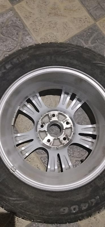 viano ehtiyat hisseleri: Yüngül lehimli disk və təkər komplekti

-təzədir — 4