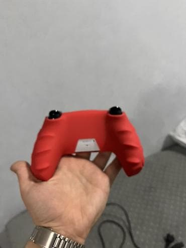 ps ucuz: Məhsul: PlayStation 5 DualSense gamepadı + silikon qoruyucu örtük - — 2