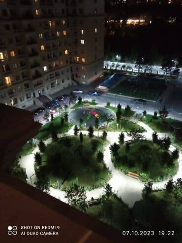 sumqayit 8 ci mikrorayon kiraye evler: Sumqayıt şəhəri,Bulvar küçəsi,Krstal2dəümumi sahəsi 115kv.m olan 3 — 8