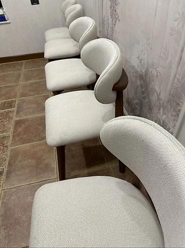 dekor divar sekilleri: Yemək otağı üçün zərif dizaynlı yumşaq stullar 45Azndən. - Stil — 3