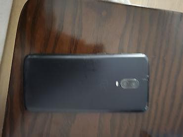 printer telefon: Oneplus 6T modeli telefon islemi superdi arxa susesinde sadece cat — 2