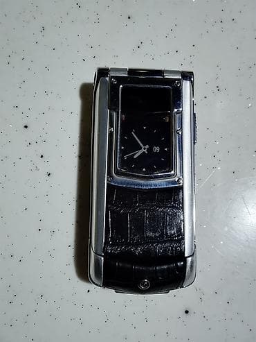 isdemis telfonlar: Vertu Constellation, 32 GB, rəng - Gümüşü, Düyməli — 6