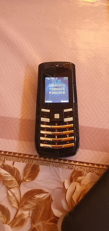 telfolar: Lüks dizaynlı düyməli mobil telefon - Klassik korpus, qara rəng, ön — 3