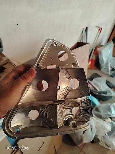 reflektör mont: Çeşqanın arxa faranın sağ terefin reflektoru, əhmədlidədi — 1