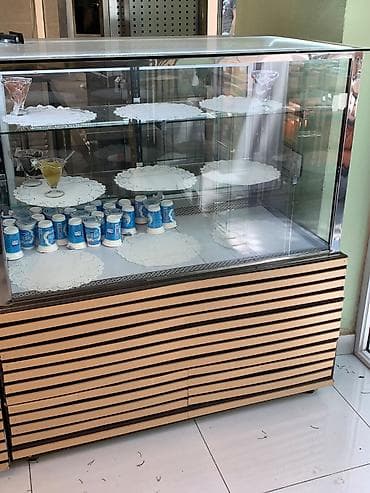 Şirniyat vitrini ideal ve İşlek vezyetdedir real alıcıya endirim olar lalafo.az -da Şirniyat vitrini ideal ve İşlek vezyetdedir real alıcıya endirim olar