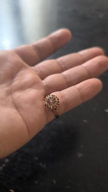 qizil 750 prob: Toy, Üzük, Sarı qızıl, 583 Əyar, Brilyant, 0.26-0.50 Karat — 1