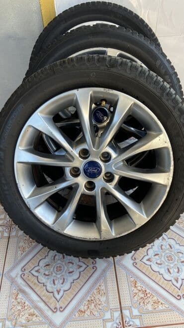 moped təkər: Колесо Ford 225 / 50 / R 17, 5 Болтов — 3
