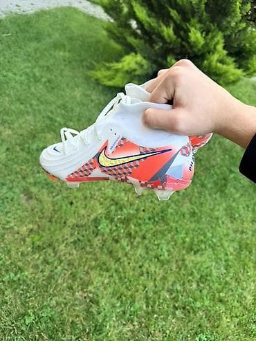 Nike Phantom GX 2 Elite FG krampon - Oyun səthi: təbii ot üçün FG lalafo.az -da Nike Phantom GX 2 Elite FG krampon - Oyun səthi: təbii ot üçün FG