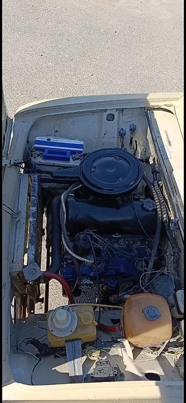 su satan masinlar: VAZ 2101 “Jiquli” sedan - Korpus: 4 qapılı klassik kuzov, bej rəng — 3