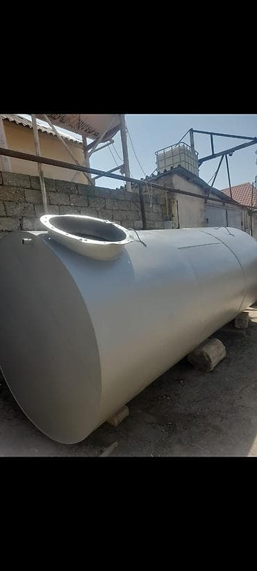 Bak, Metal, 10000 l l, İşlənmiş, Ödənişli çatdırılma