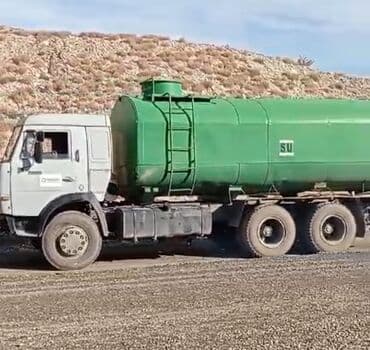 Digər avto xidmətlər: Su Kamazı İcarəyə verilir 25 tonluğdu su matoru var həm çəkir həmdə — 2