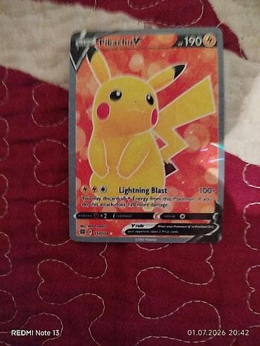 Pikachu V Pokémon TCG kartı - Dəst/Set: Brilliant Stars - Kart