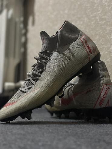 Butslar: Butslar Nike, Ölçü: 44, İşlənmiş — 2