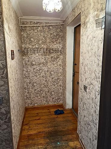 10 mine evler 2022: Q.Qarayev m/st 5 dəq, Planet Şadlıq Sarayı ilə üzbəüz. 1 otaq, 35 m² — 4