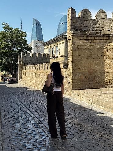 demir qapi gence: Привет, красавицы! 🇦🇿✨ Я московский мобильный фотограф, сейчас — 4