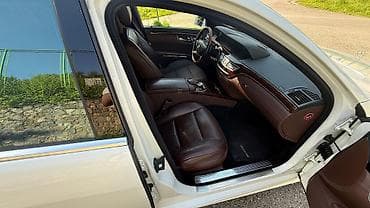 1998 mercedes: Mercedes-Benz S 500: 4.7 l | 2011 il Sedan — 10