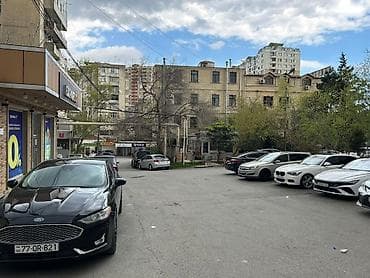 berdə: Bakı, 8-ci mikrorayon, 2 otaqlı, Köhnə tikili, m. Azadlıq Prospekti, 55 kv. m — 6