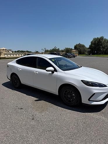 masin sat: BYD Seal 05: 1.5 l | 2025 il 43000 km Sedan — 1