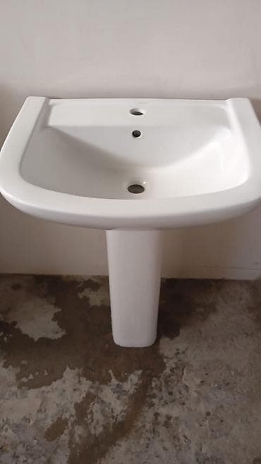 tulpan moyka: Keramik pilyastrlı əl-üz yuyan lavabo - Material: yüksək keyfiyyətli — 1