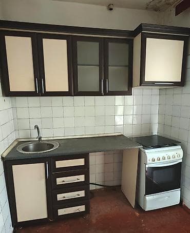 Matraslar: ‼️ Təcili Satılır ‼ Mətbəx mebeli üzərində moyka kranı işlək — 2