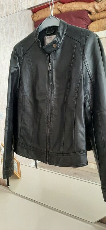 Koja pencek tezedi 36 38 razmere gedir qara reng geyilmiyib