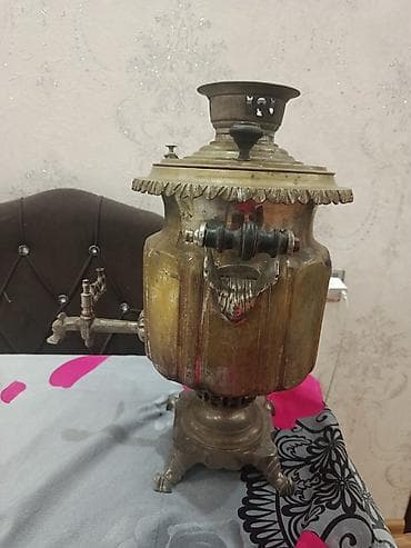 samovar 10 litr: Antik mis samovar – köhnə rus üslubu Üstünde tulla qabari keyfiyyət — 2