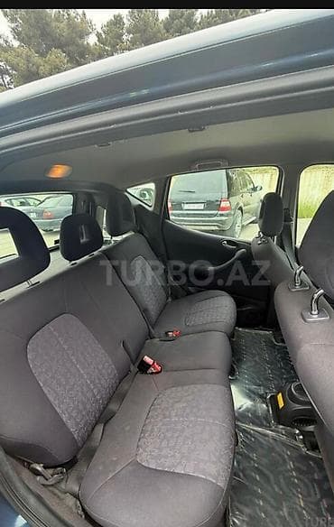nissan note nece masindir: Mercedes-Benz A-Class (W168) – A160, tünd mavi rəng. - Kuzov: 5 qapılı — 10