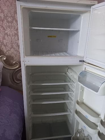 İşlənmiş 2 qapılı Soyuducu Satılır, rəng - Ağ lalafo.az -da İşlənmiş 2 qapılı Soyuducu Satılır, rəng - Ağ