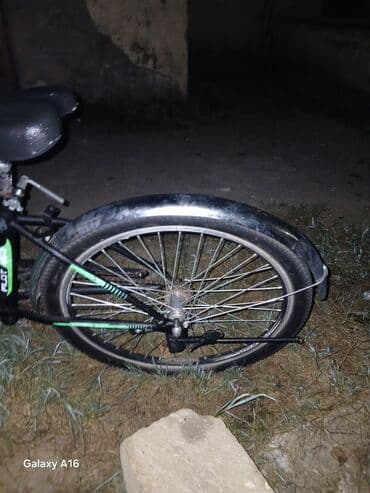 9 cu sinifdə neçə kitab var: Şəhər velosipedi Stels, 24", sürətlərin sayı: 1 — 3