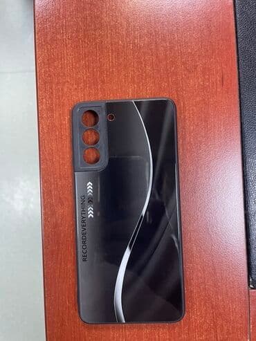 Smartfonunuzu qorumaq üçün nəzərdə tutulmuş bu keys, kameranın lalafo.az -da Smartfonunuzu qorumaq üçün nəzərdə tutulmuş bu keys, kameranın