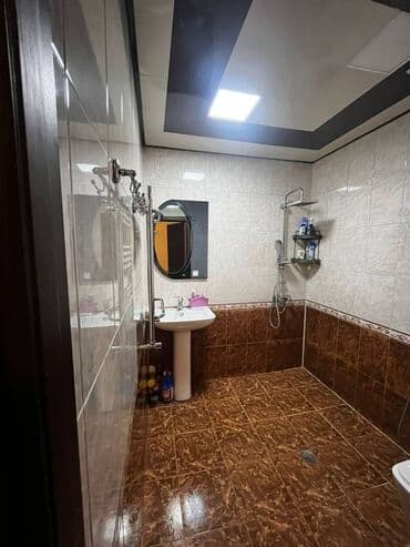 20 yanvarda 2 otaqli evler: 2 otaqlı, Yeni tikili, m. Xalqlar Dostluğu, 56 kv. m — 8