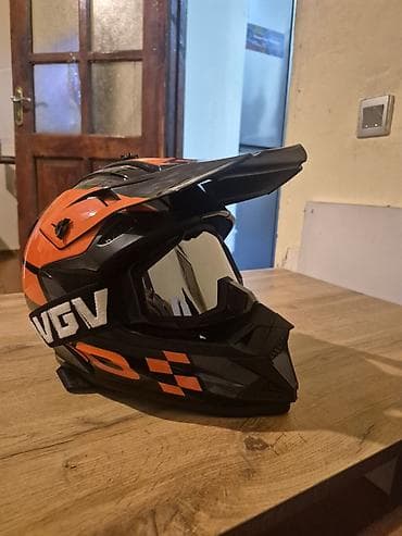 Velosiped ve motosiklet kaski problemi yoxdur uzerinde ciziq falan — 1