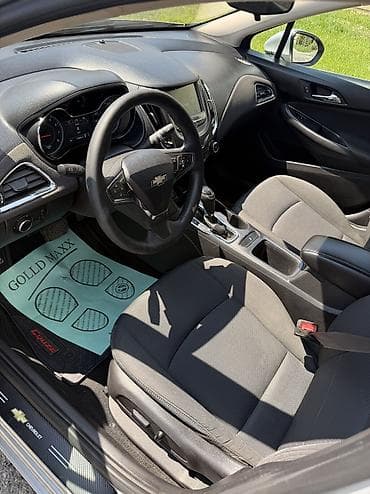 gence masin kredit: Chevrolet Cruze: 1.4 l | 2016 il 239000 km Sedan — 5