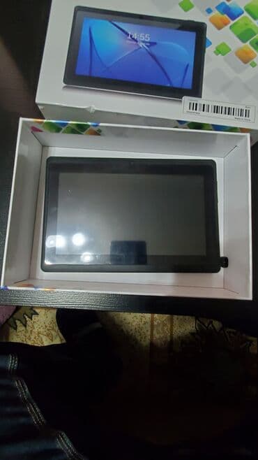 xarici sert disk: Planşet – 7-8 düym toxunma ekranlı model Xüsusiyyətlər: - Daşınması — 3