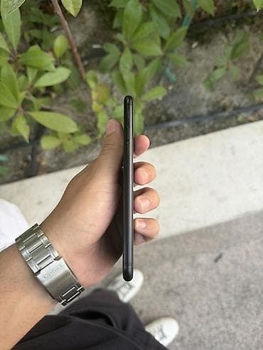 iphone 7 ekrani: IPhone 7, 32 GB, Qara, Barmaq izi — 5
