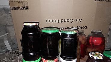 iki bolmeli tava: Məhsul: Ev şəraitində hazırlanmış vişne murebbesi Təsvir: - Qara — 2