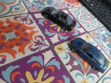 uşaq maşın dəstləri: İki oyuncaq maşın daxil olmaqla, müxtəlif rənglərə malik bu oyuncaq — 3