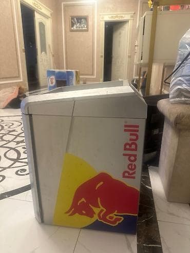 Dərin dondurucular: Red Bull brendli mini soyuducu/vitrin - Tip: Kommersiya tipli içki — 5
