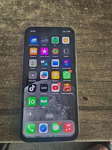 philips xenium 9@9s: IPhone X, 64 GB, Gümüşü, Face ID — 1