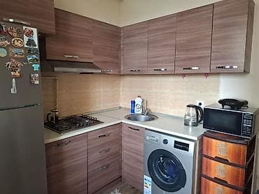 metbext mebeli 2ci el: Mətbəx mebeli dəsti – künc variant olcu Qaz tərəf 1.65 sm, mayka tərəf — 4