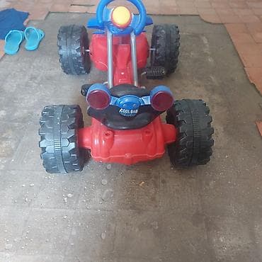 uşaq oyunları: Uşaq pedallı karting maşını - Rənglər: qırmızı-göy, qara oturacaq - 4 — 1