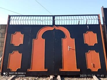 Лакокрасочные материалы: Б/у Железо Дворовые ворота, Распашные, Механические, С дверью, цвет - Черный, Нет кредита, Платная доставка — 4