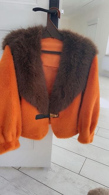 Narıncı rəngli qısa xəz jaket - Parlaq narıncı ton, yumşaq xəz