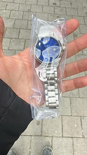 Qol saatı, Casio, rəng - Gümüşü