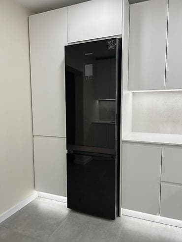 plonka: 2 qapılı Samsung Soyuducu Satılır, rəng - Qara, Dispenserli — 1