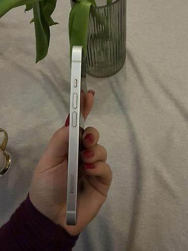 telefon not 11: IPhone 14, Ağ — 3