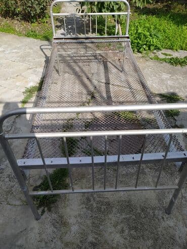 декоративная мебель: İşlənmiş, Təknəfərlik çarpayı, Bazasız, Matrassız, Siyirməsiz, Rusiya — 5