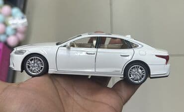 Avtomobil modelləri: Leksus sedan modelinin metal die-cast oyuncaq maketi - Korpus: metal — 12