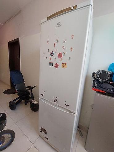panel cit: 2 qapılı Indesit Soyuducu Satılır, rəng - Ağ — 1